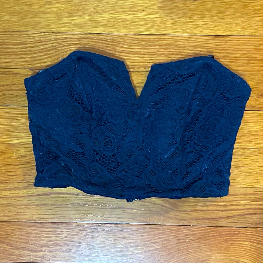 Adorable navy blue flowery laced tube top